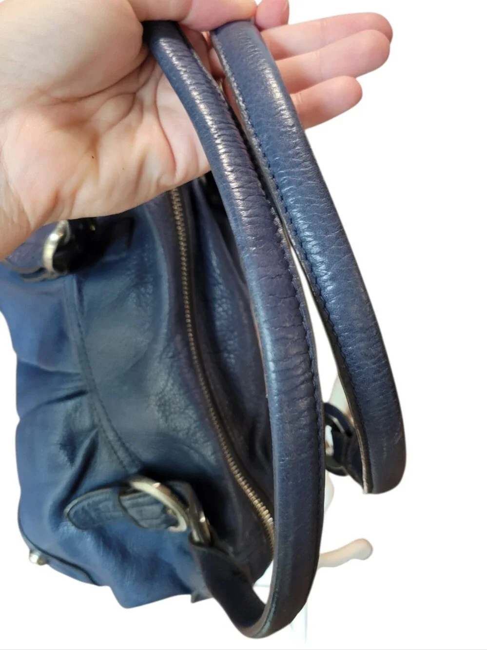 B. Makowsky Blue Genuine Leather Slouchy Hobo Satchel Shoulder Bag